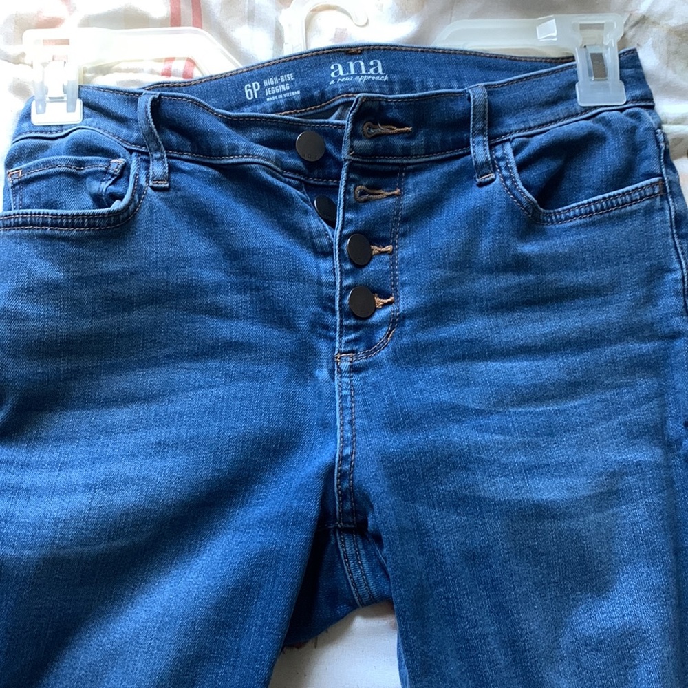 Jeans - Picture 2 of 2